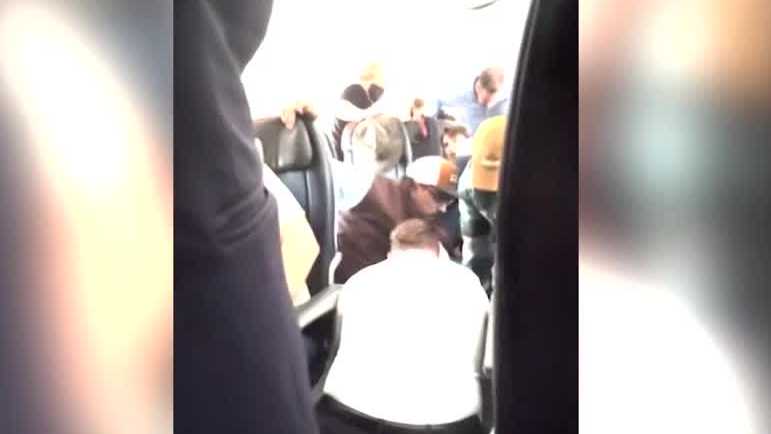 Featured image for "Albuquerque-bound Flight Diverted Due to Passenger Disturbance"