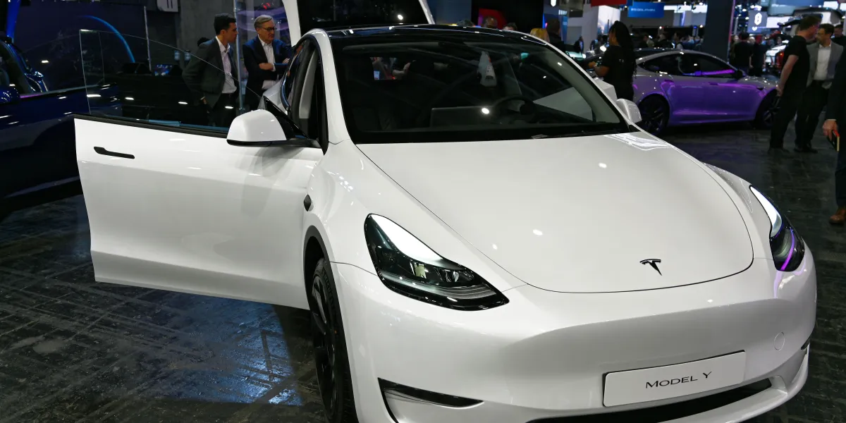 Tesla's Robotaxi Rollout Sparks Community and Regulatory Questions