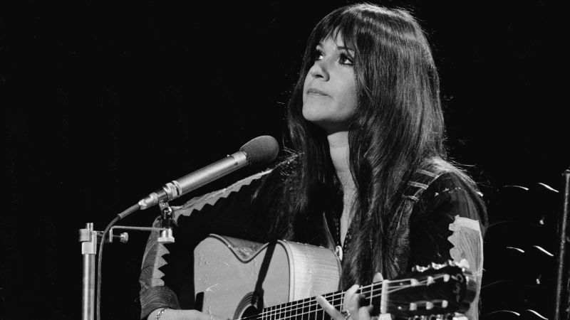Featured image for "Woodstock Performer Melanie, Singer of 'Brand New Key,' Passes Away at 76"