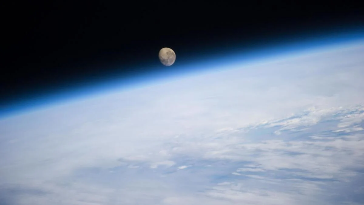 The Distance Between Earth and the Moon: Unveiling the Truth