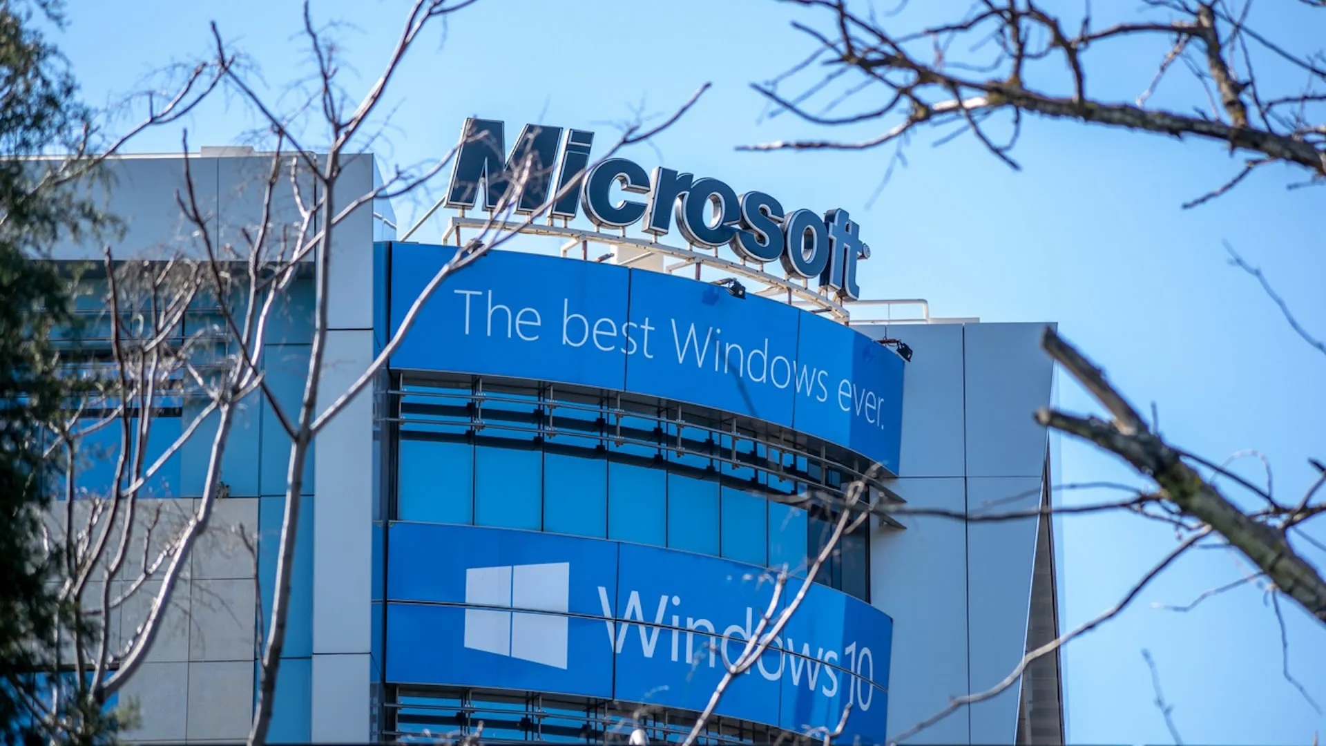 Featured image for Microsoft's Windows 11 Updates Spark User Frustration and Compatibility Concerns