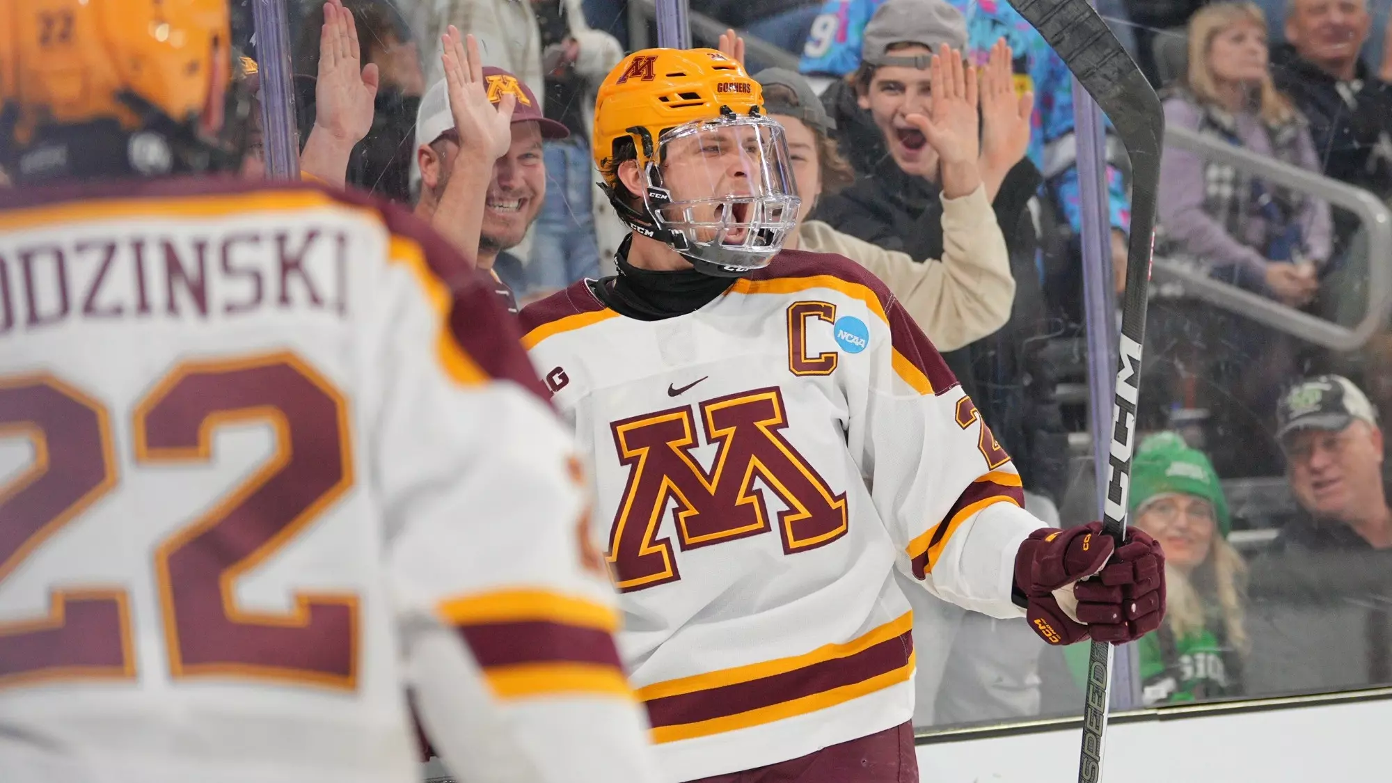 Featured image for "Nelson's Heroics Propel Minnesota Past Omaha in NCAA Hockey Showdown"