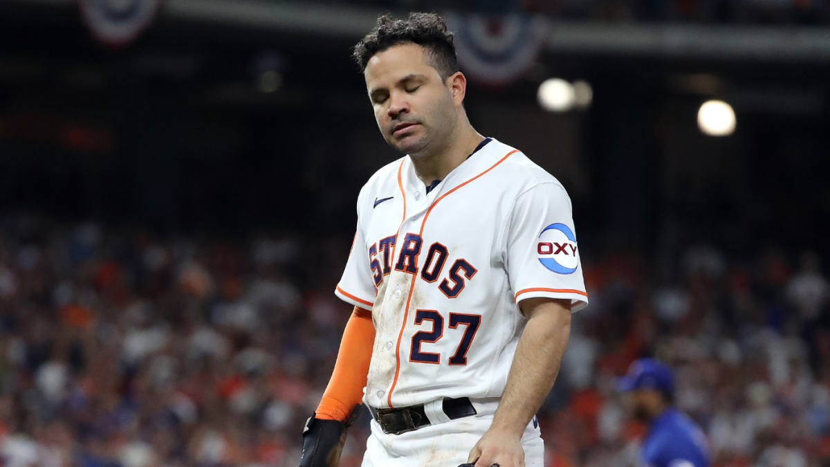 Featured image for "Unusual Baserunning Mistake by Altuve Leads to Rangers' ALCS Game 1 Victory"