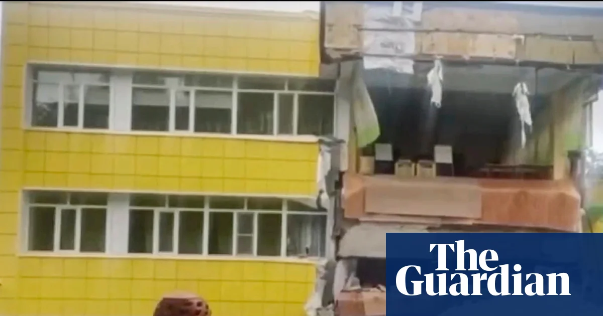 Massive Earthquake and Tsunami Warnings Prompt Evacuations and Safety Measures