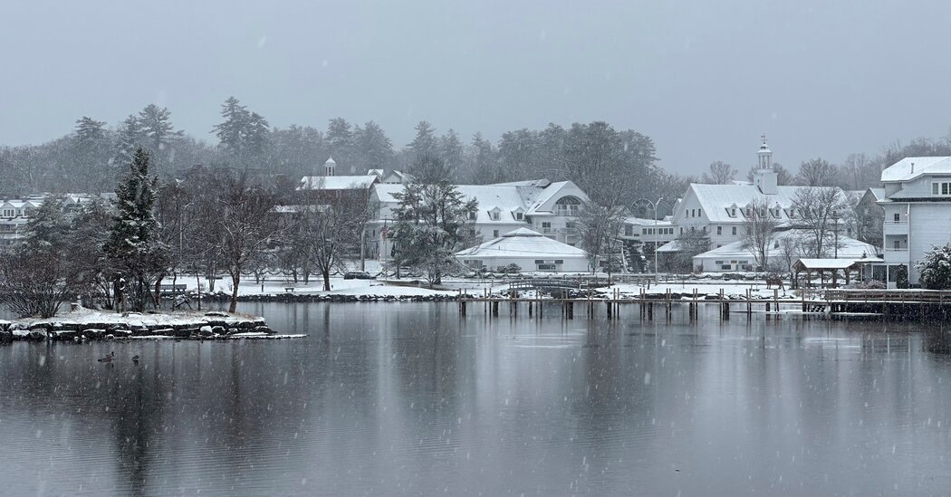 Thanksgiving Travel Chaos Looms Amid Northeast Storms