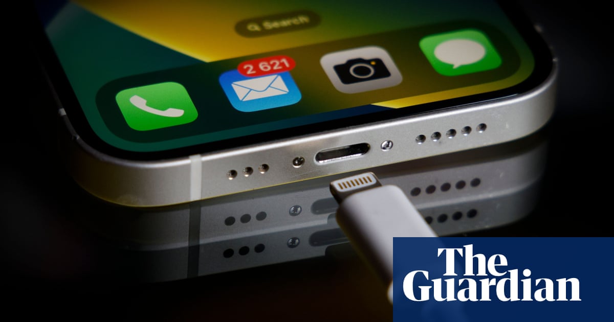 FBI warns against using public phone charging stations due to malware threat and fraud risk.