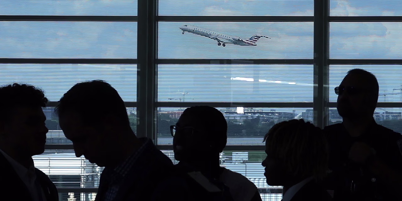 Congress Passes Airline Labor Bill to Ease Pilot Shortage and Improve Travel Experience