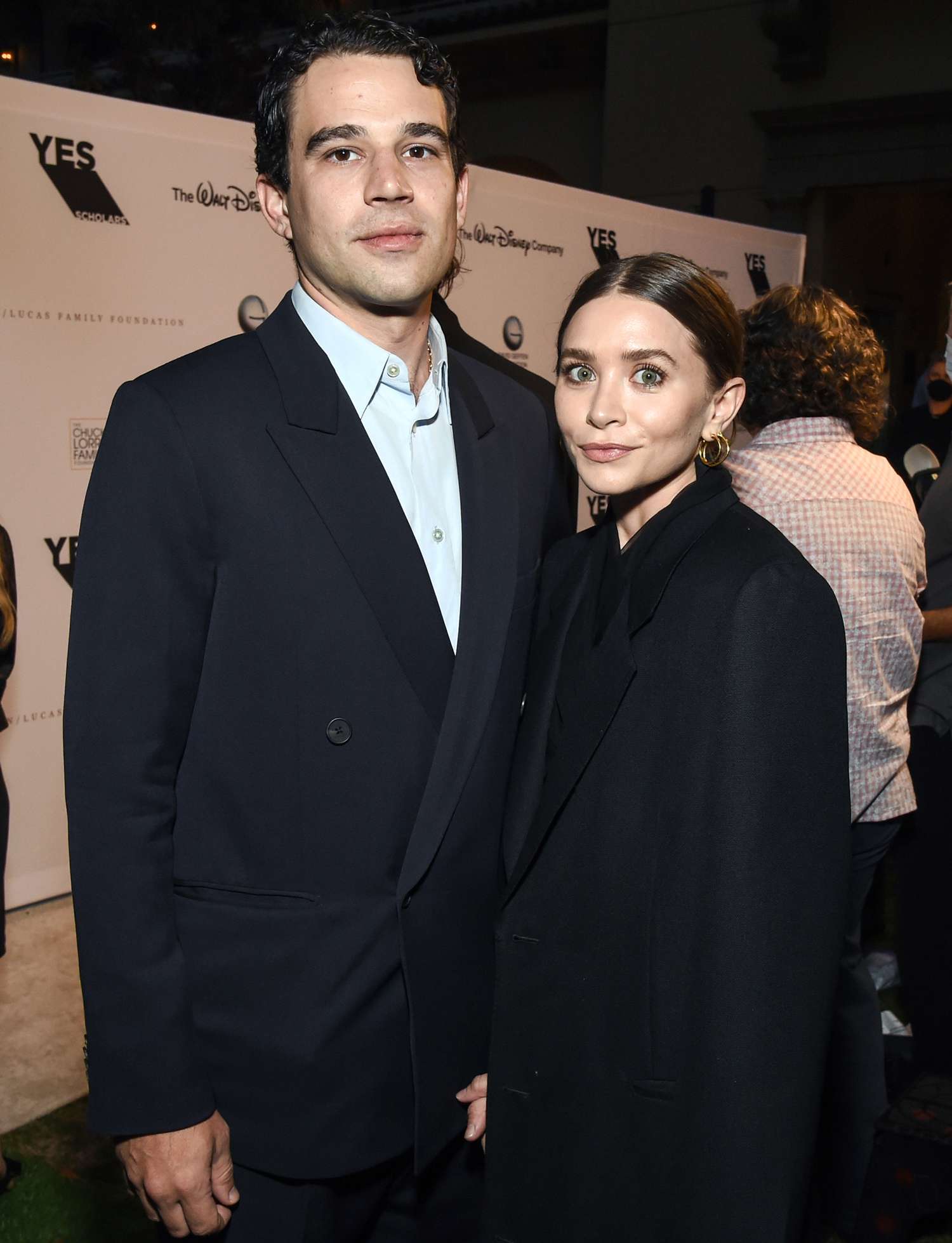 Featured image for Ashley Olsen quietly welcomes first child with husband Louis Eisner