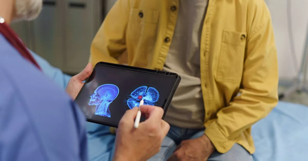 Featured image for Moderate Alcohol Consumption May Reduce Dementia Risk and Boost Brain Health