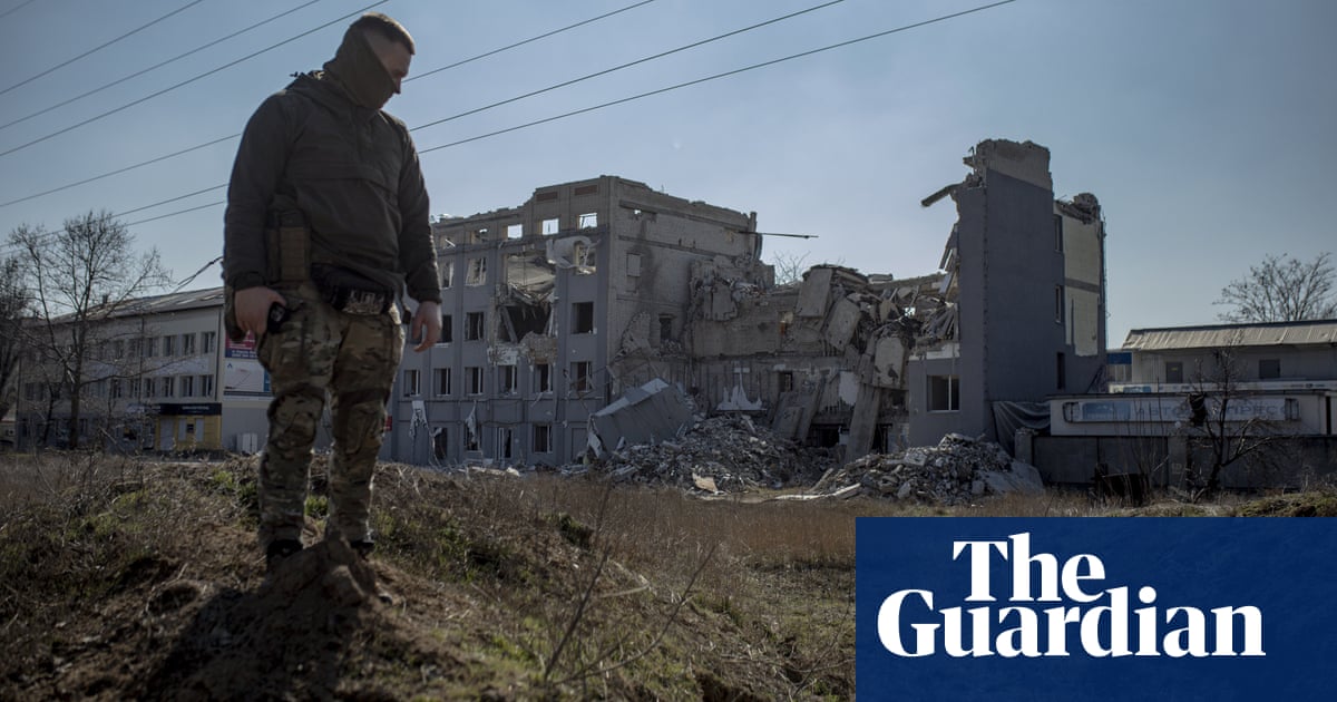 "Pope Francis Urges Ukraine to Negotiate for Peace with 'Courage of the White Flag'"