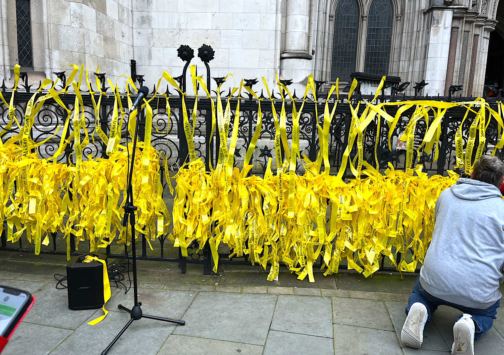 "Assange's Final Appeal: US Extradition Looms"