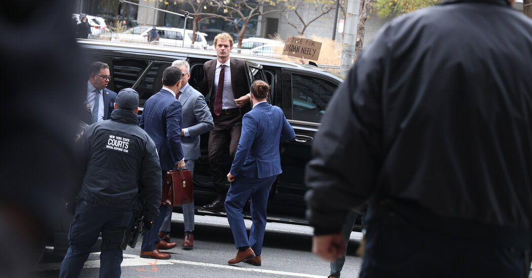 Featured image for Daniel Penny Acquittal Sparks Debate on Crime, Mental Health, and Justice