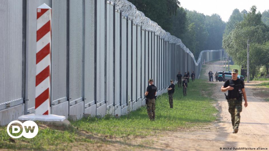 Poland Bolsters Border with Additional Troops Amid Belarus Tensions