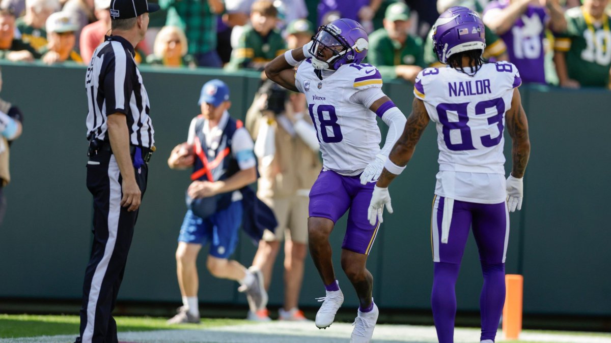 Featured image for Fantasy Football Week 10: Rankings, Streamers, and Week 9 Highlights