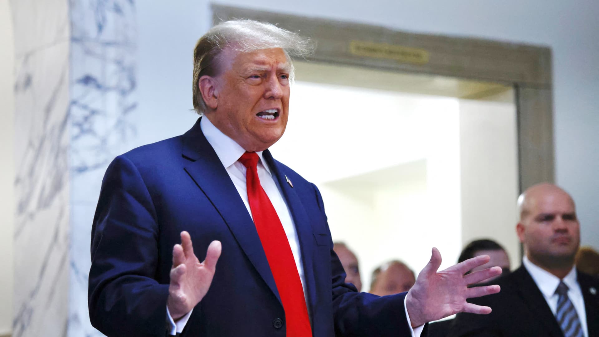 "Judge Silences Trump in Fraud Trial After Social Media Misstep"