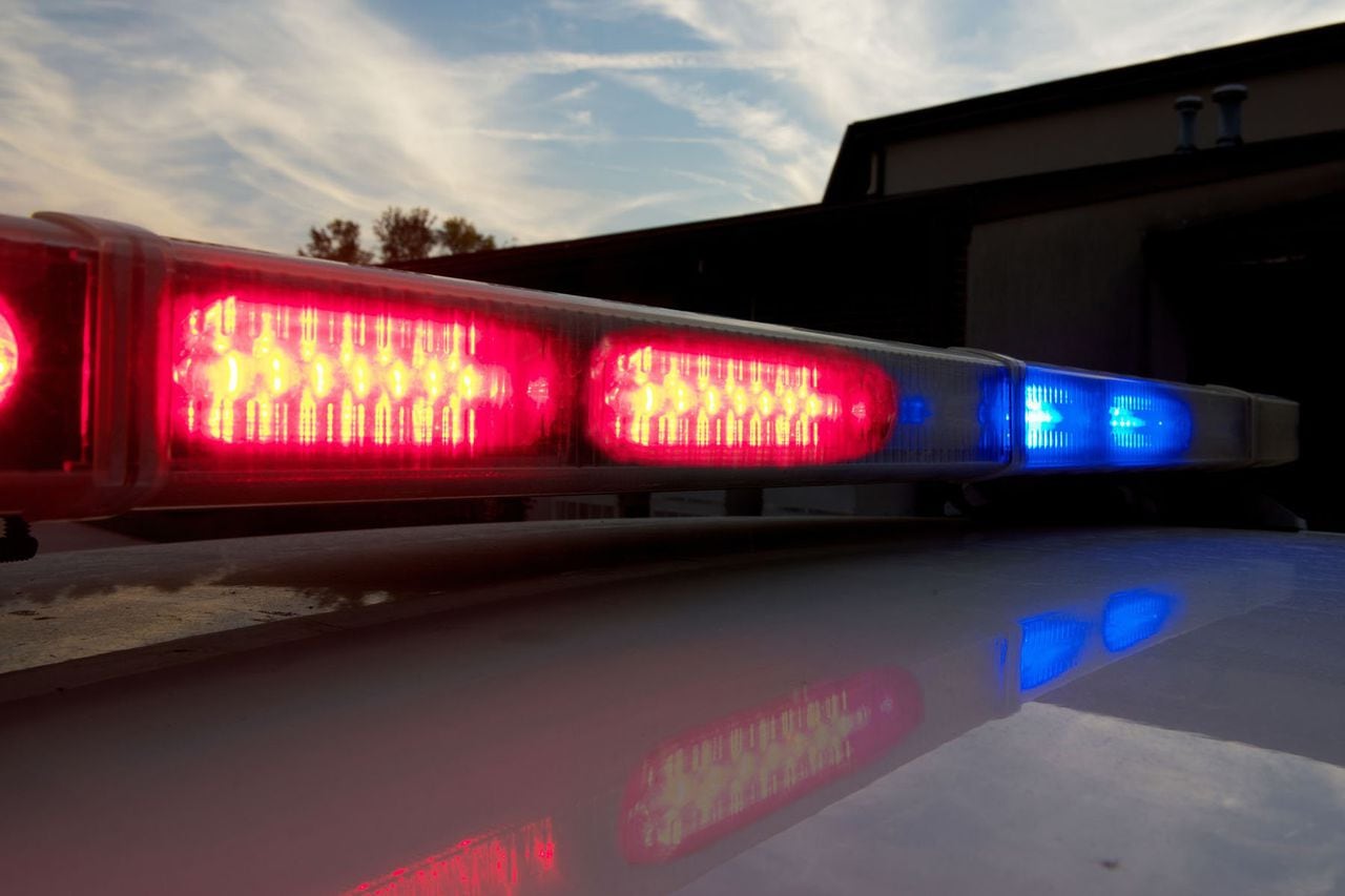 Featured image for "Deadly New Year's Eve Motorcycle Crash on SE 122nd Avenue Triggers Investigation in Portland"