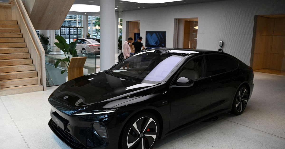 "Nio Raises $1 Billion in Convertible Bond Deal, Boosting Asian EV Sales"