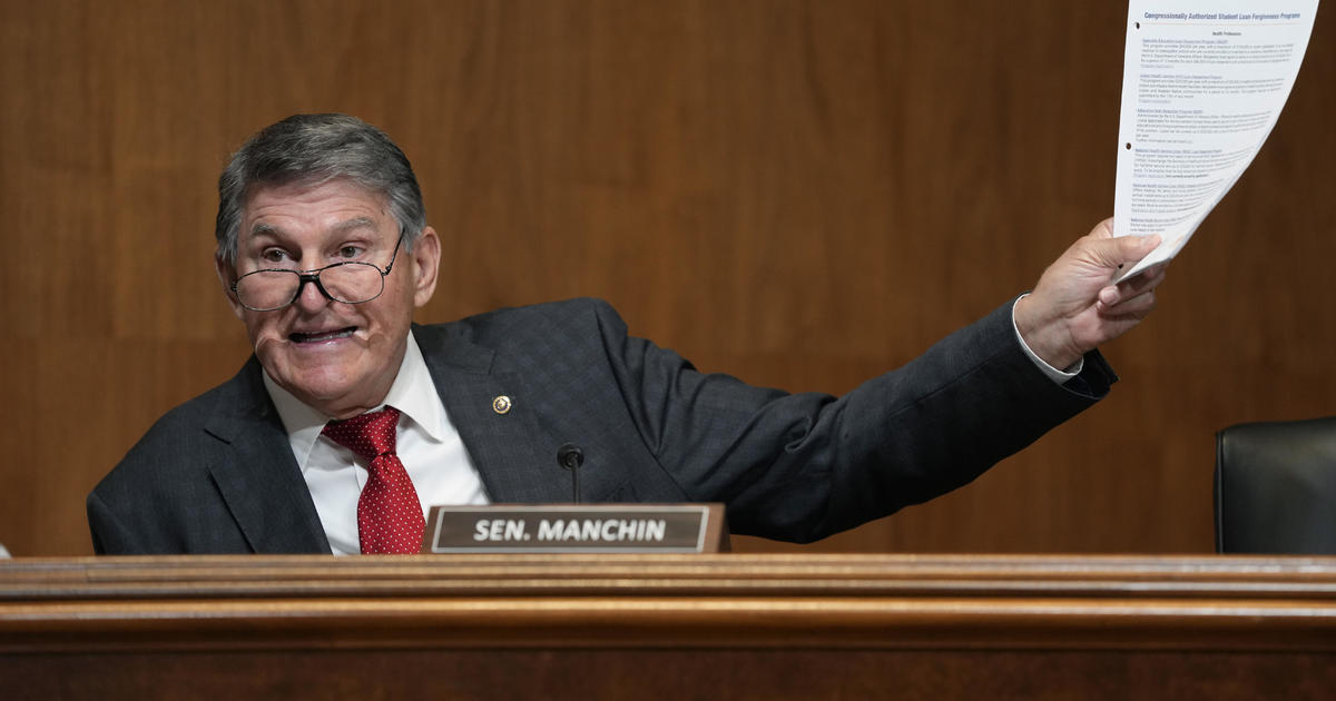 Sen. Joe Manchin Leaves Democrats, Registers as Independent