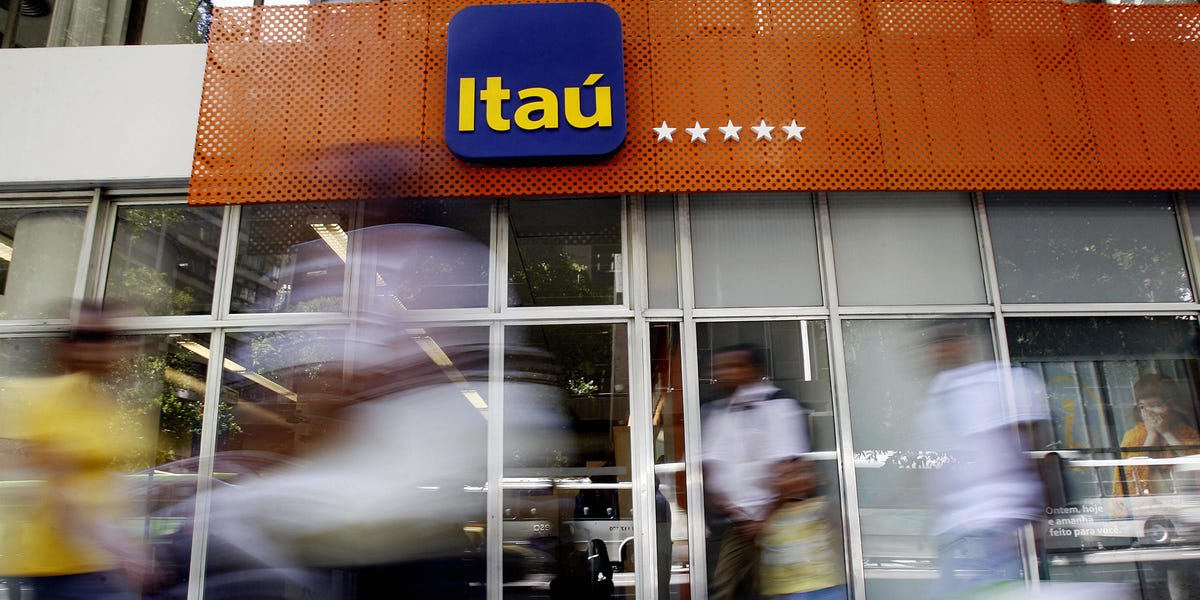 Featured image for Woman arrested for attempting to use dead relative to secure bank loan