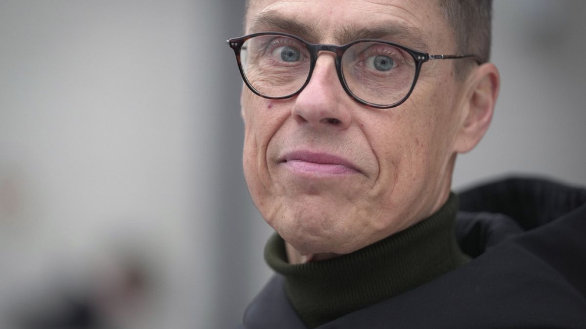 "Former Finnish PM Alexander Stubb Elected New President with Strong NATO Support"