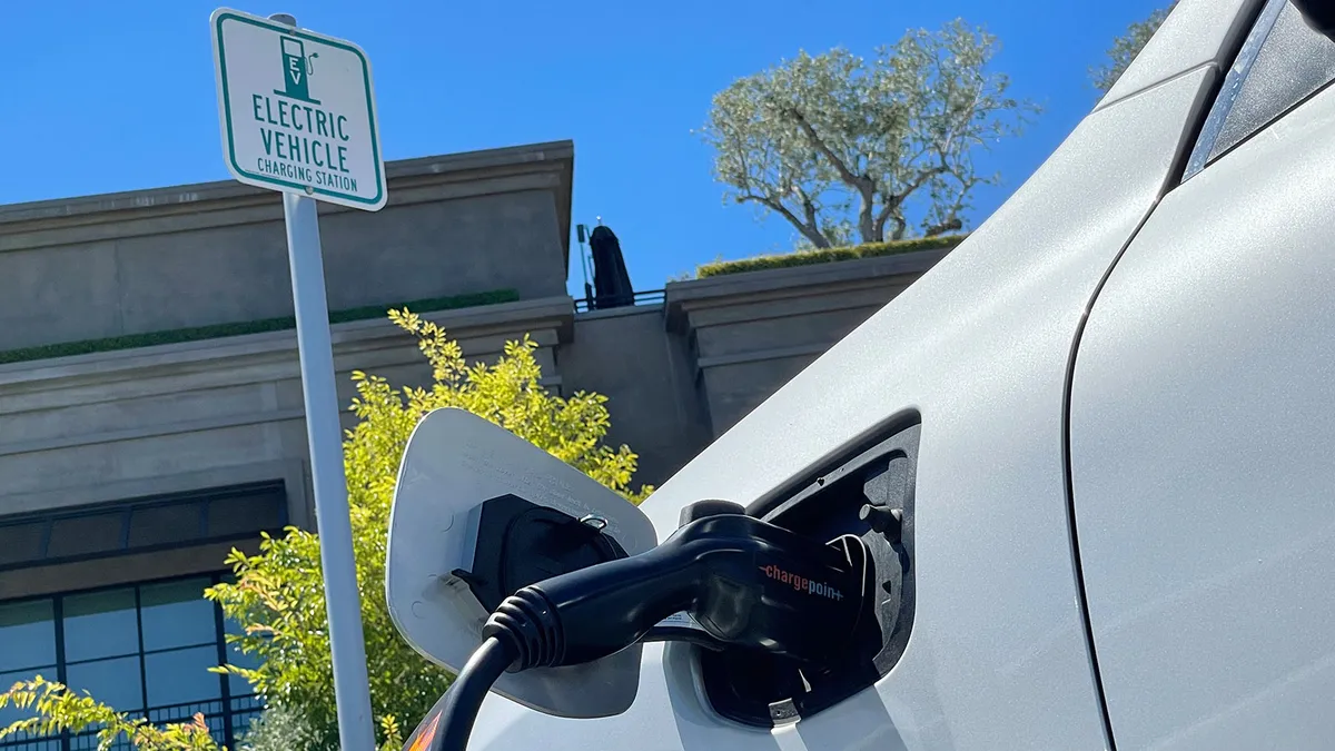 Featured image for California's EV Boom Benefits the Wealthy, Study Shows.