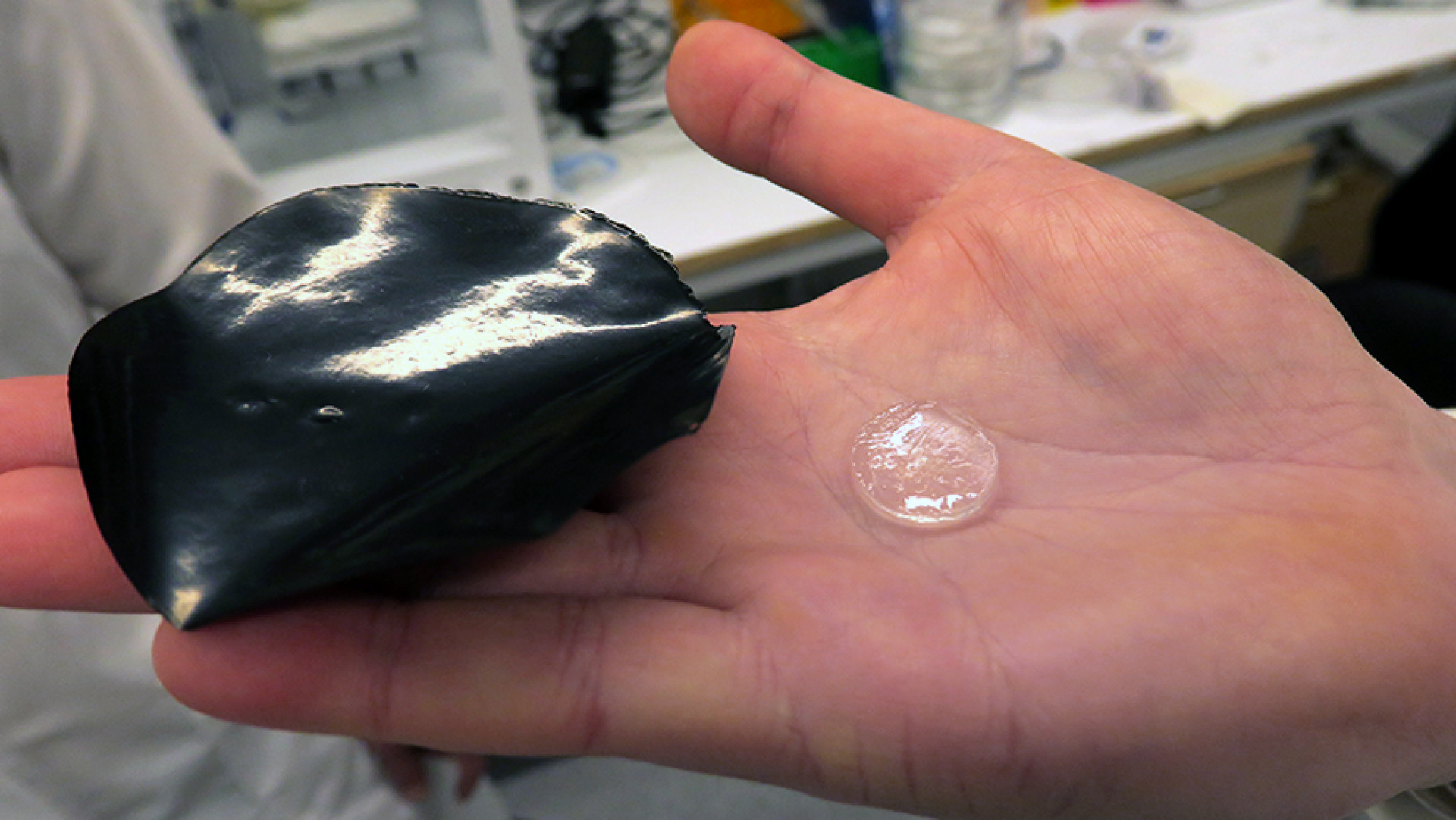 Featured image for "Electrically Controlled Hydrogels: A Breakthrough in Scientific Innovation"