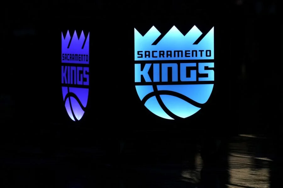 "Sacramento Kings Offer High-Priced Contract to EuroLeague MVP Sasha Vezenkov"