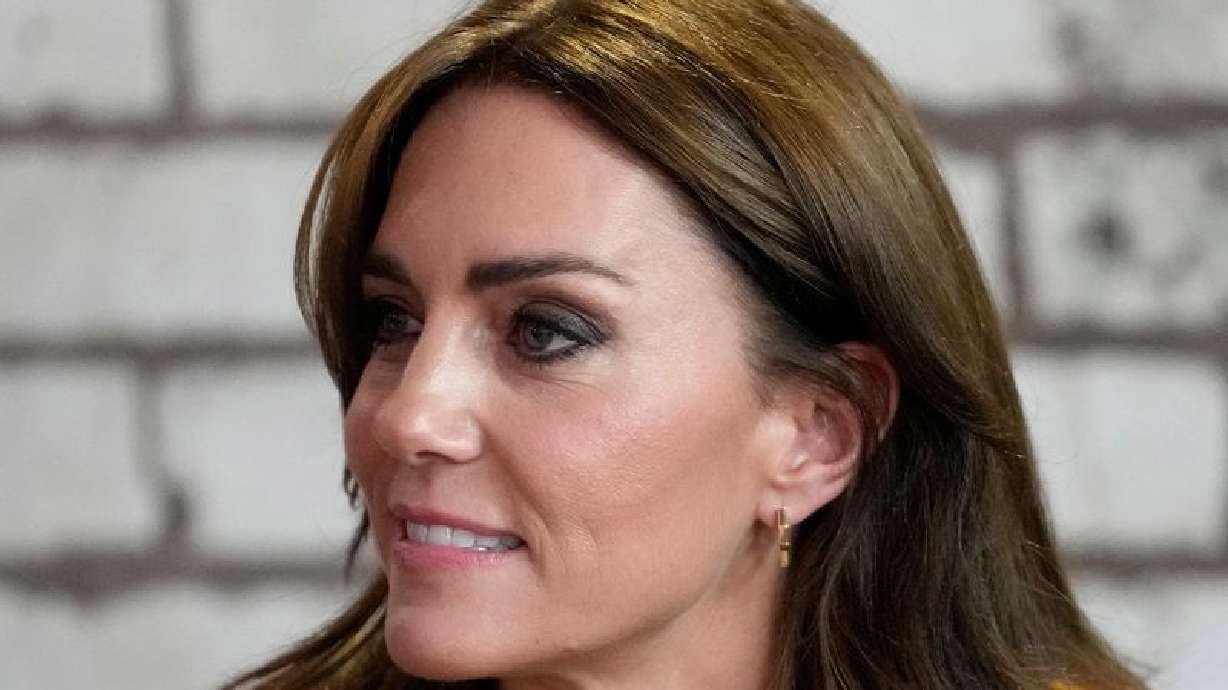 Featured image for "Kate, Princess of Wales, Faces Controversy Over Manipulated Photo"