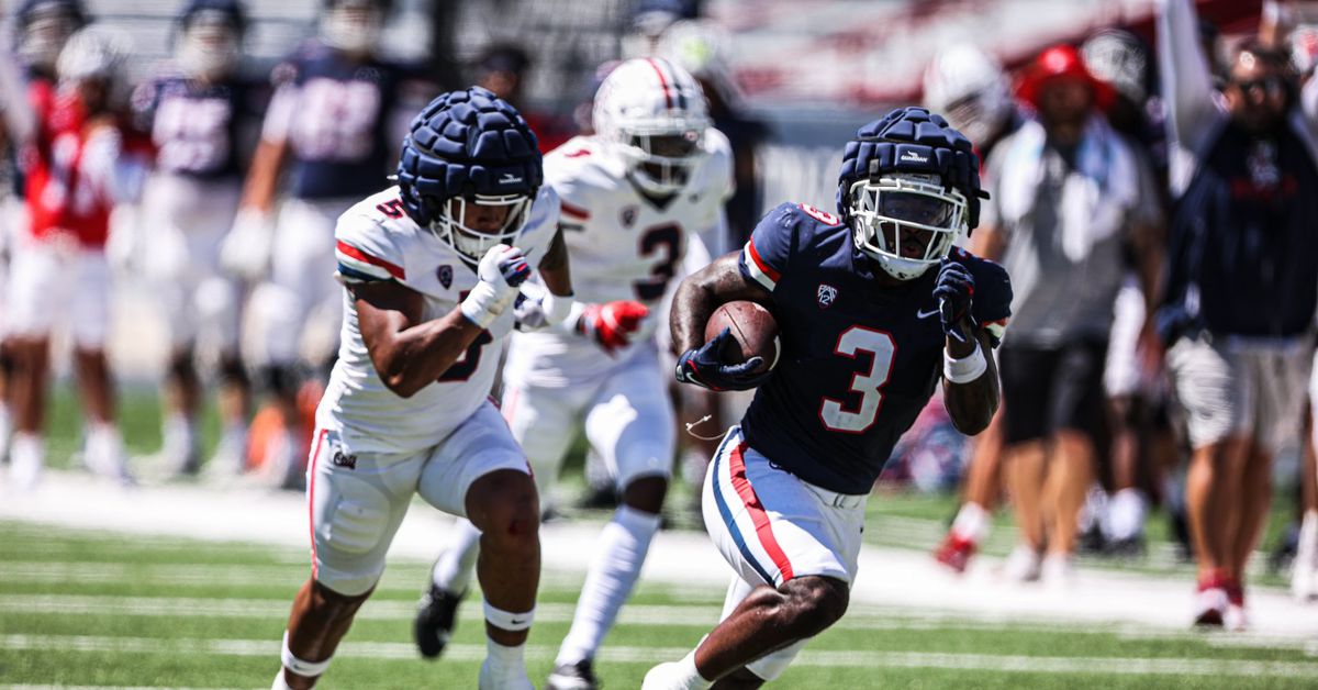 Featured image for "Scrimmage Showdowns: Highlights and Standouts from College Football Training Camps"