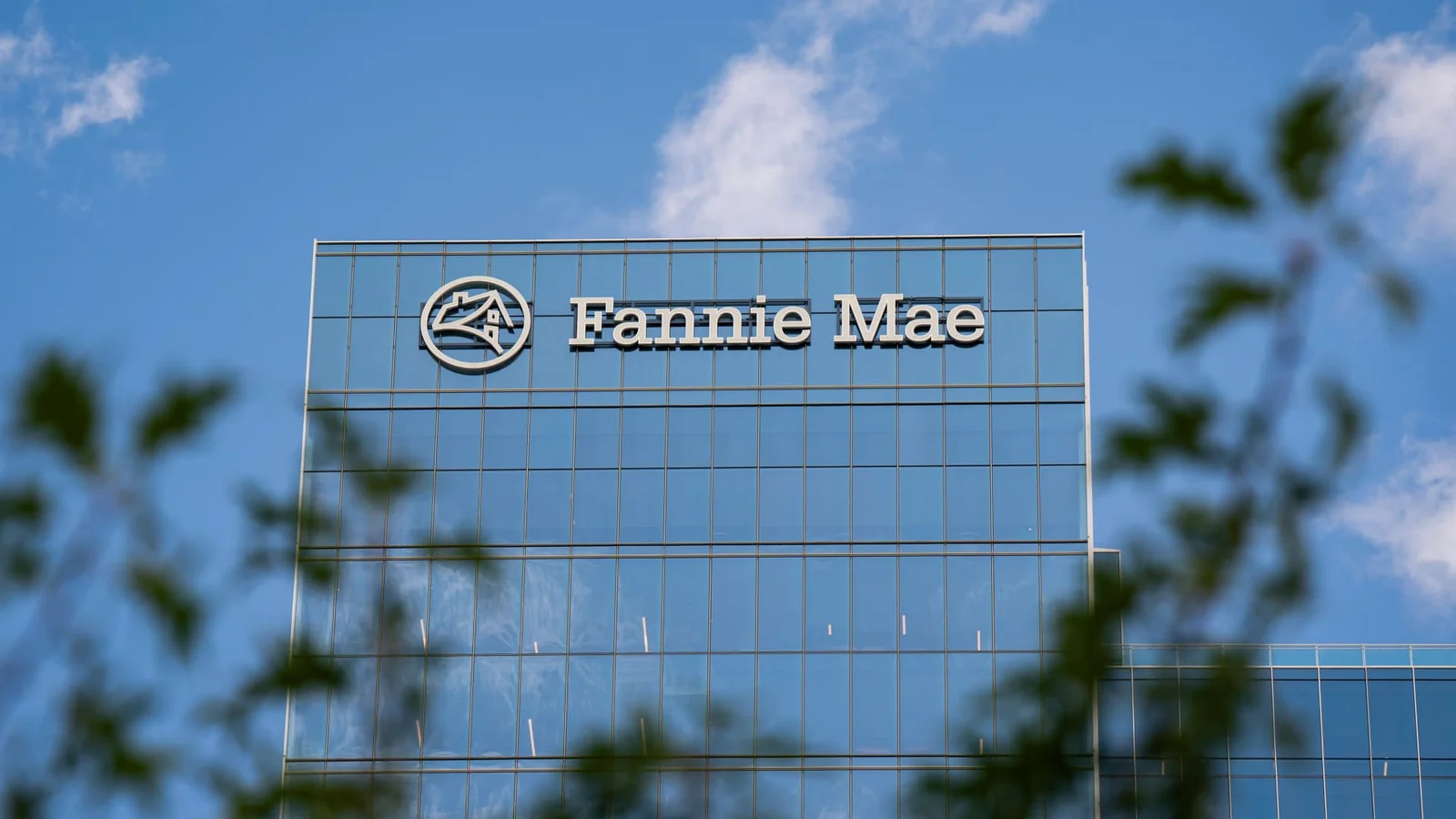 Fannie Mae Embraces Crypto-Backed Mortgages Through New Two-Loan Model