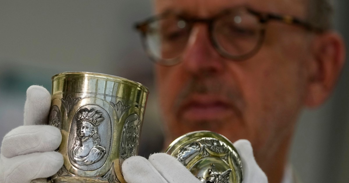 Returning Holocaust heirlooms to Jewish families: A German curator's mission.