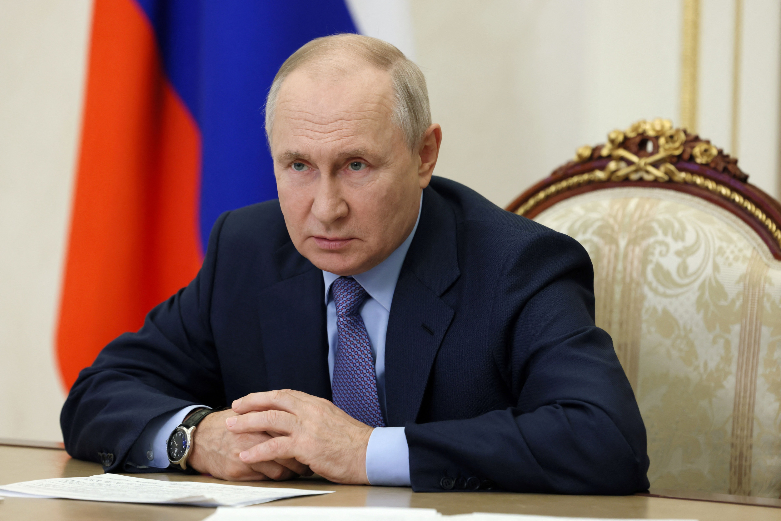 Challenges Mount for Putin's Control over Ukraine Territory