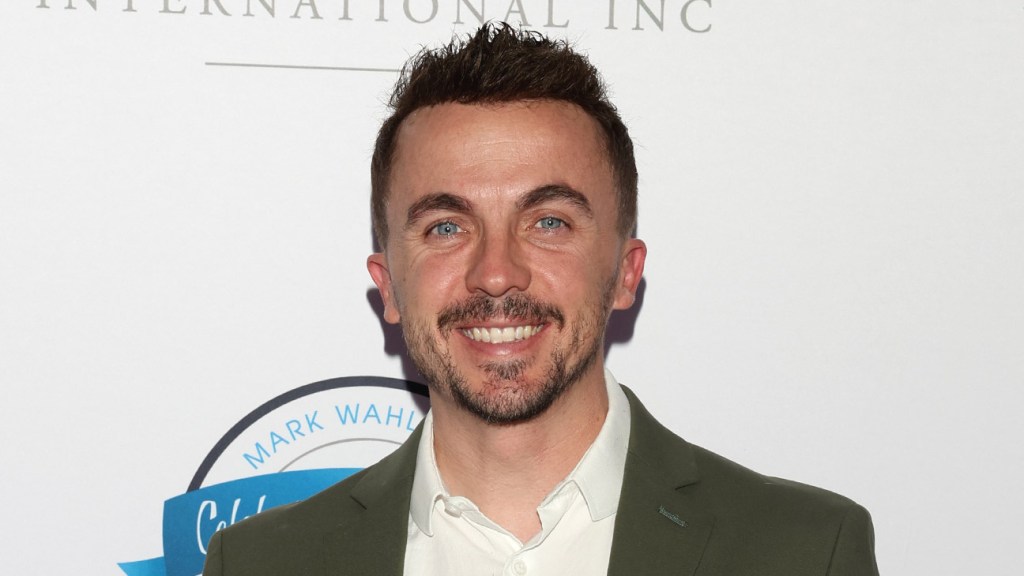 Featured image for Frankie Muniz's Controversial Departure from 'Malcolm in the Middle' Set