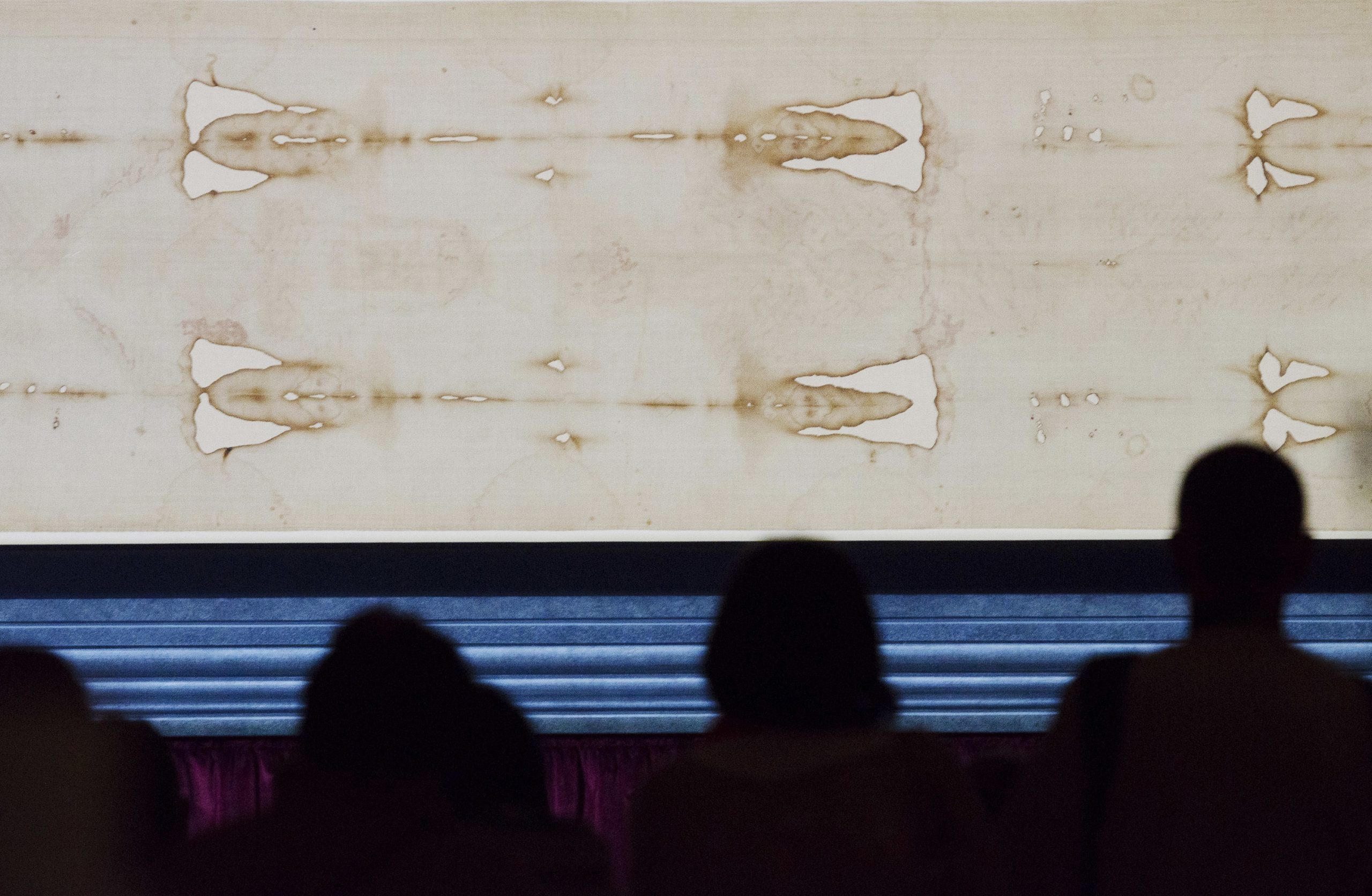 Featured image for 3D Analysis Reveals New Mysteries About the Shroud of Turin