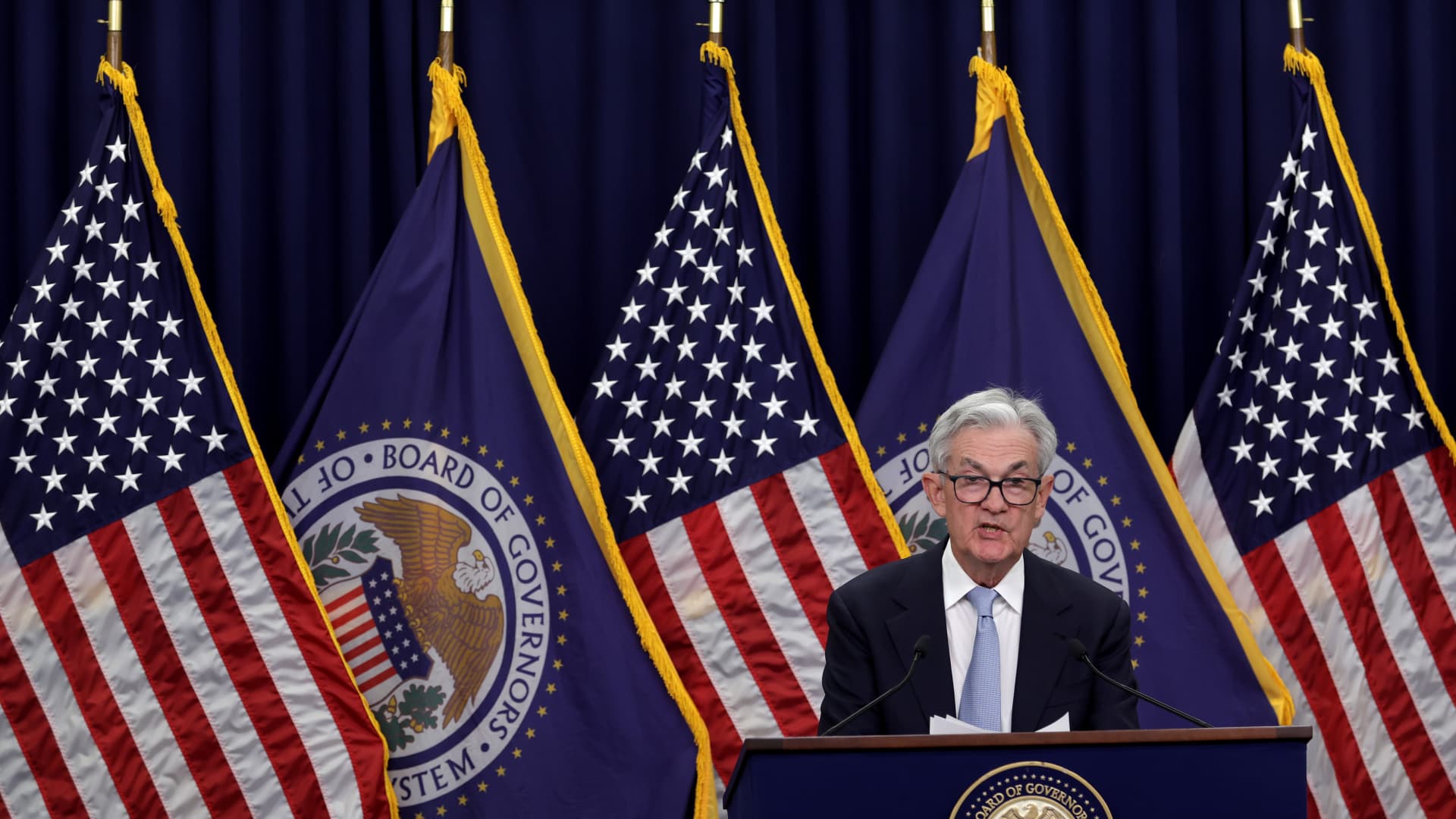 Fed raises interest rates despite banking turmoil.
