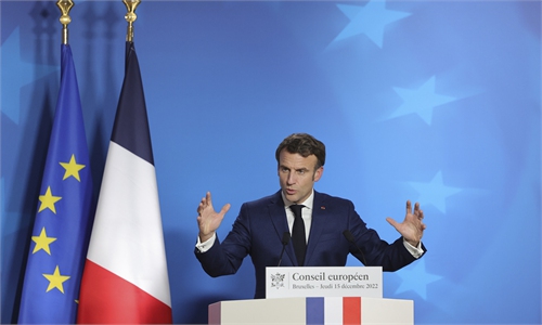 Macron's Taiwan comments cause controversy during China trip.
