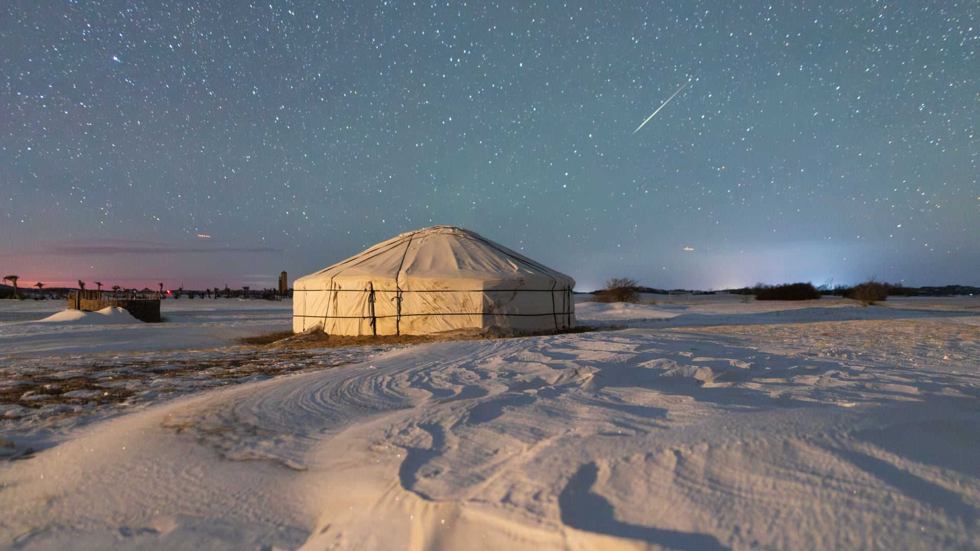 Featured image for Quadrantid Meteor Shower and Wolf Moon: A Stellar Night in 2026