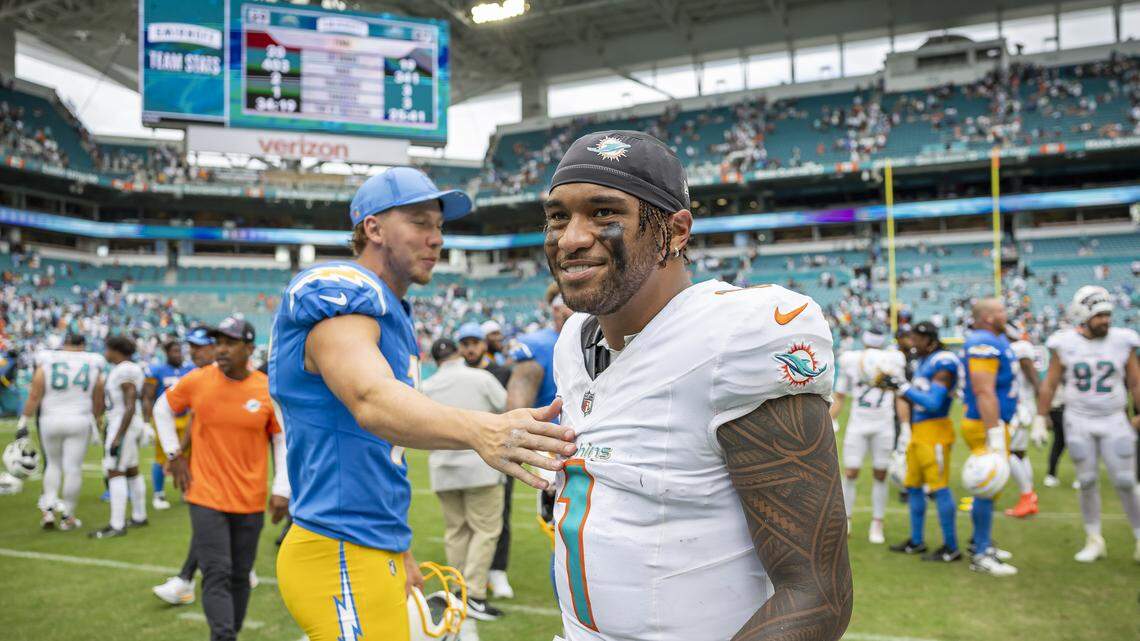 Featured image for Dolphins' Tua Tagovailoa Apologizes for Post-Game Comments Amid Team Tensions