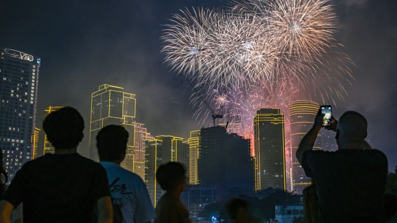 Featured image for Global New Year Celebrations Kick Off 2026 with Fireworks and Festivities