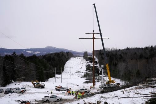 Featured image for Maine court approves $1 billion US-Canada clean energy transmission line project.