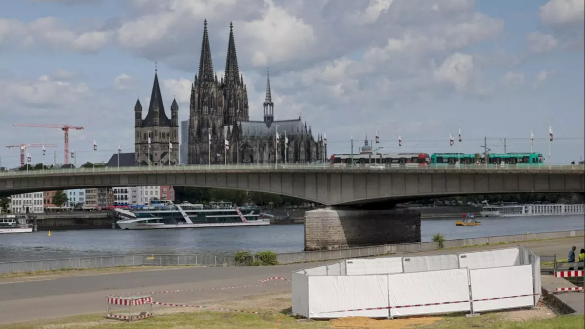 Featured image for Cologne evacuates 20,000 residents to defuse WWII bombs