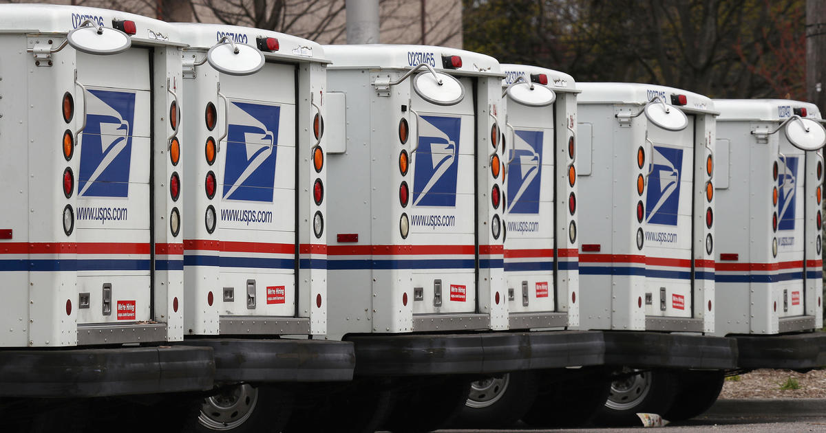 Featured image for USPS's Financial Forecast Fails as It Loses $6.5 Billion