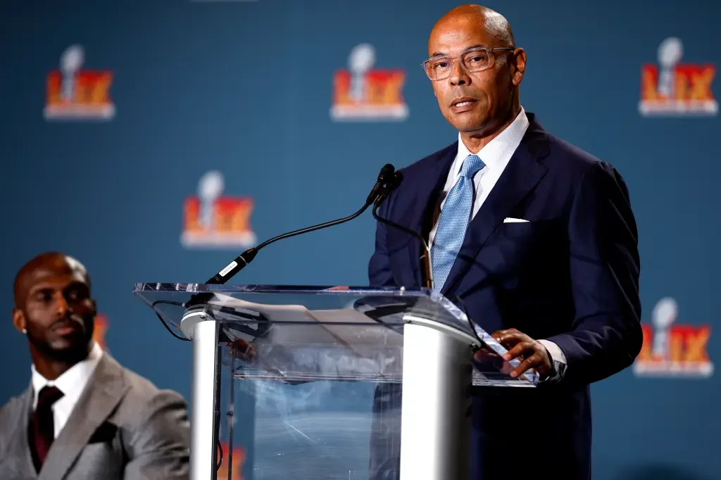 Lloyd Howell Jr. Resigns as NFLPA Executive Director Amid Controversies