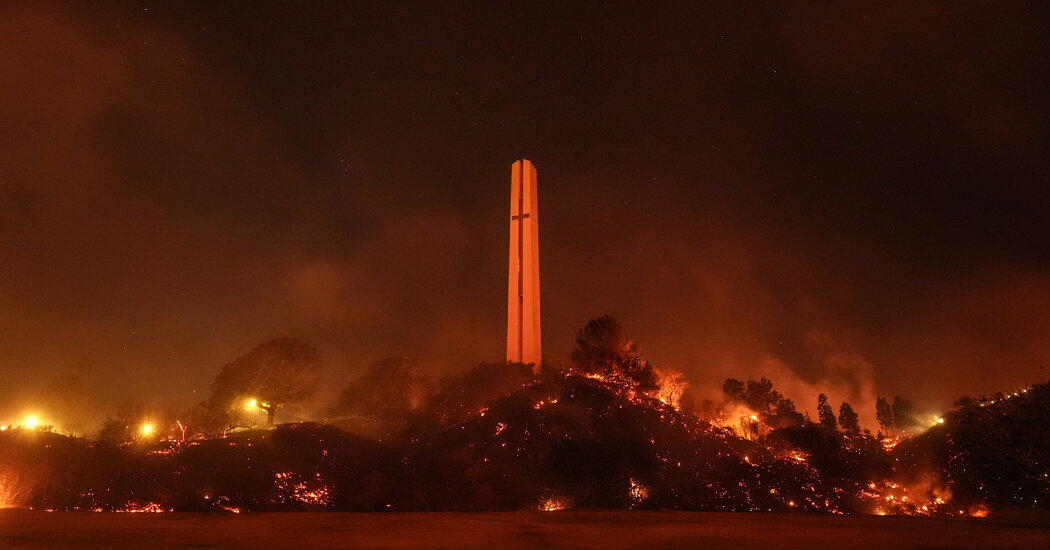 Featured image for Malibu Wildfire Forces Evacuations and Shelters as Flames Threaten Homes