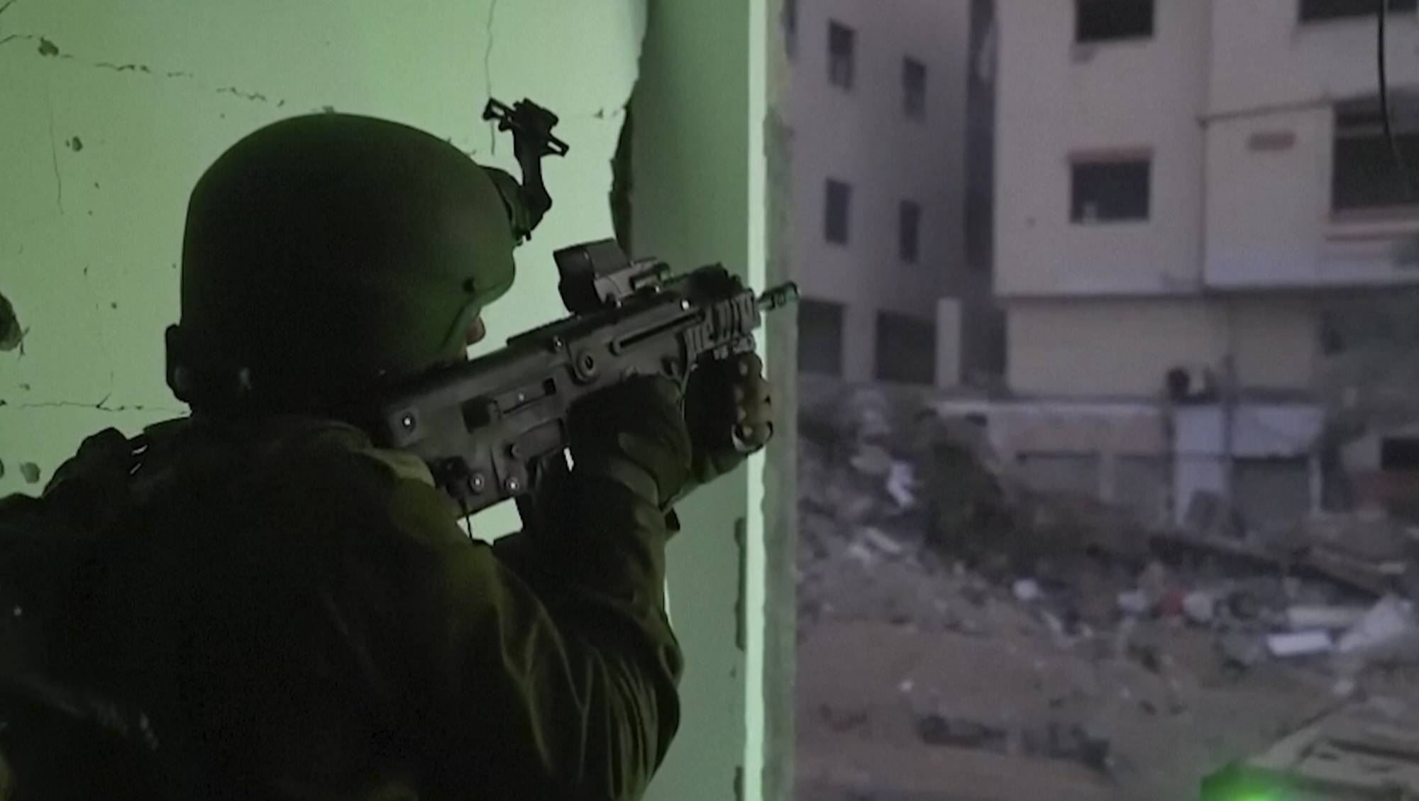 Featured image for Israeli Forces Uncover Hamas Presence in Raid on Gaza Hospital