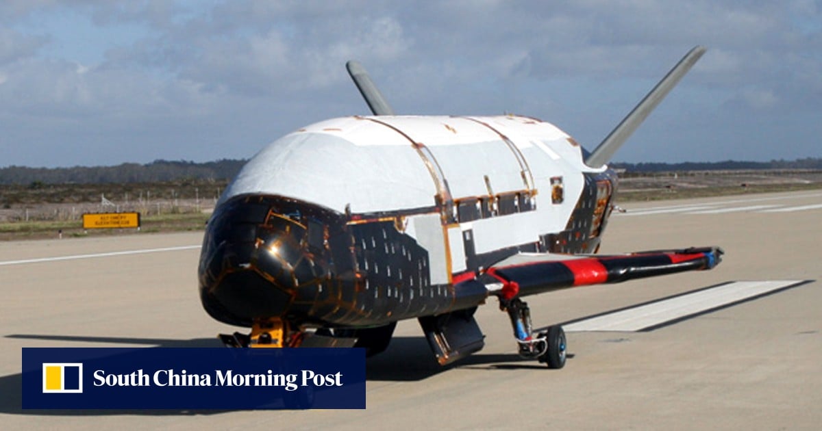 Featured image for China's Secret Spacecraft Returns to Earth After 9-Month Mission