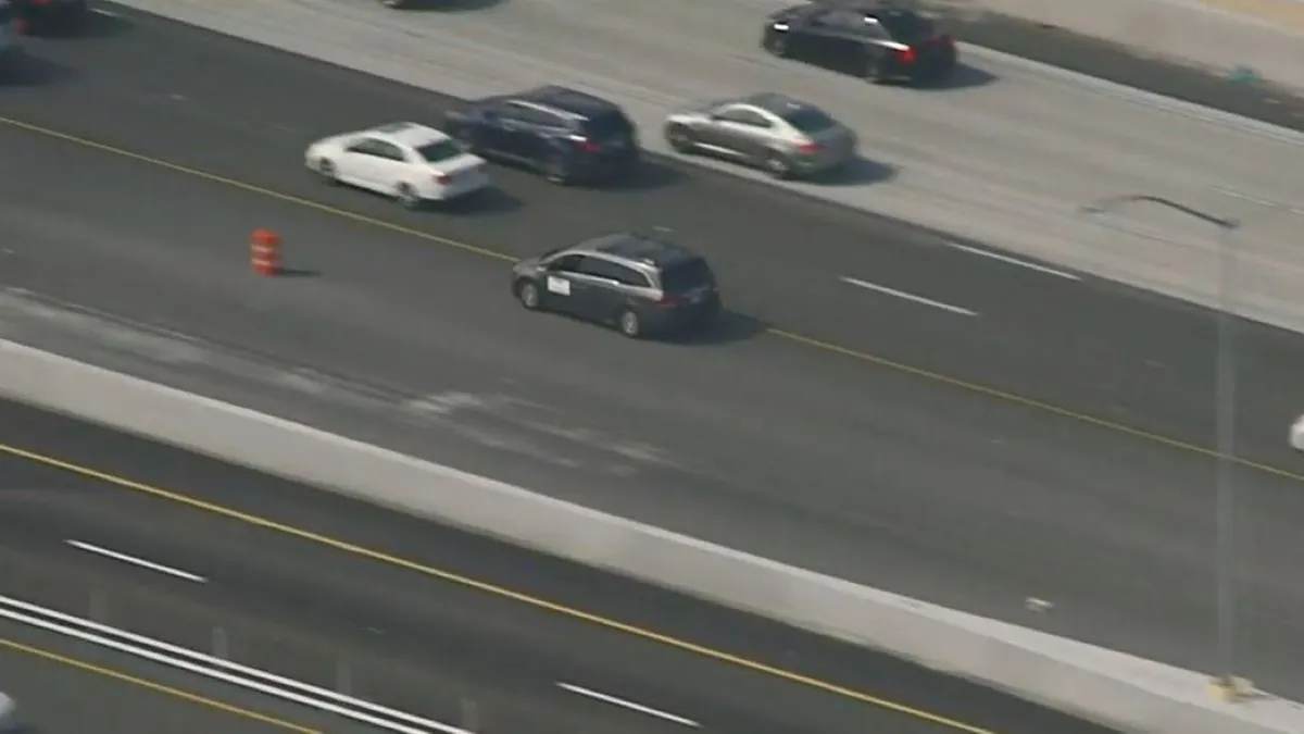 High-speed police chase of stolen minivan spans LA and Orange counties
