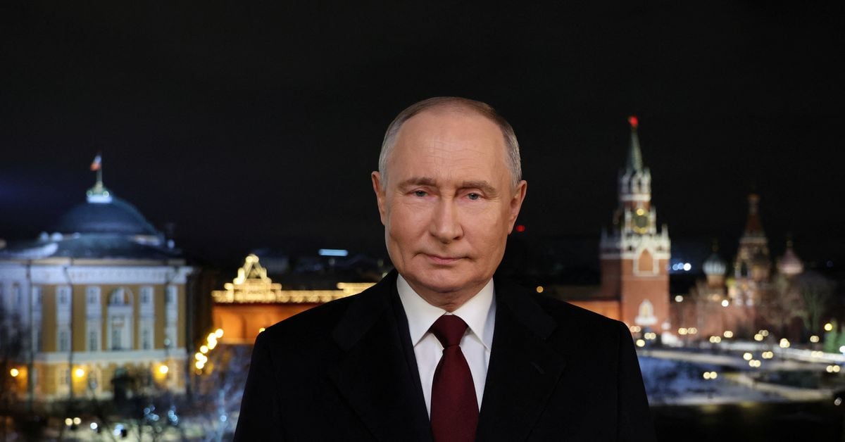 "Zelenskiy and Putin Reflect Differently on Ukraine Conflict as War Nears Year Two"