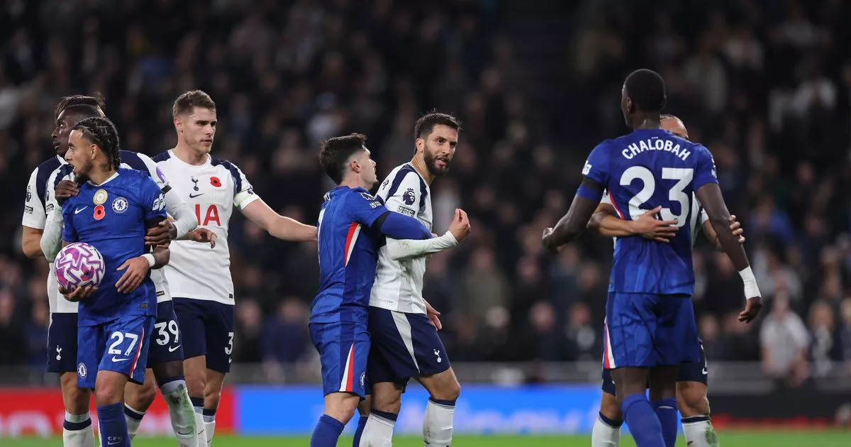 Featured image for Chelsea Edges Tottenham in Dull London Derby Despite João Pedro and Enzo Maresca Reactions