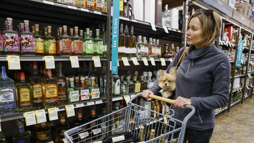 "Texas Liquor Stores to Shut Down for Over 60 Hours During New Year Celebrations"